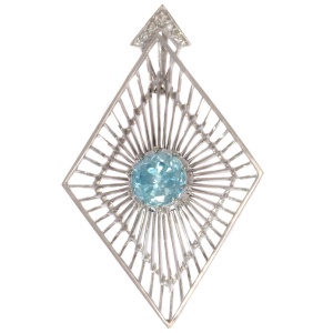Artist Jewelry by Chris Steenbergen white gold pendant with diamond and starlite